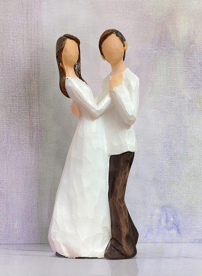 اكستور تمثال زوجين رومانسيين متوسط الحجم مطلي يدويًا من إكستوري | ديكور منزلي جميل من الراتنج (عبوة من قطعة واحدة، لون أبيض وبني) - Image 1